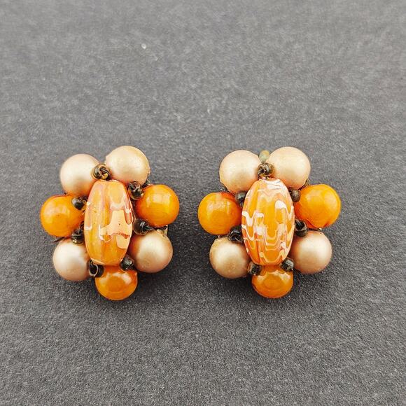 Vintage Orange Beaded Clip On Statement Earrings Retro Mod Style Bubble Cluster - Picture 1 of 4